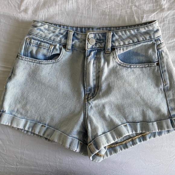 Pacsun Mom Shorts - Picture 2 of 3